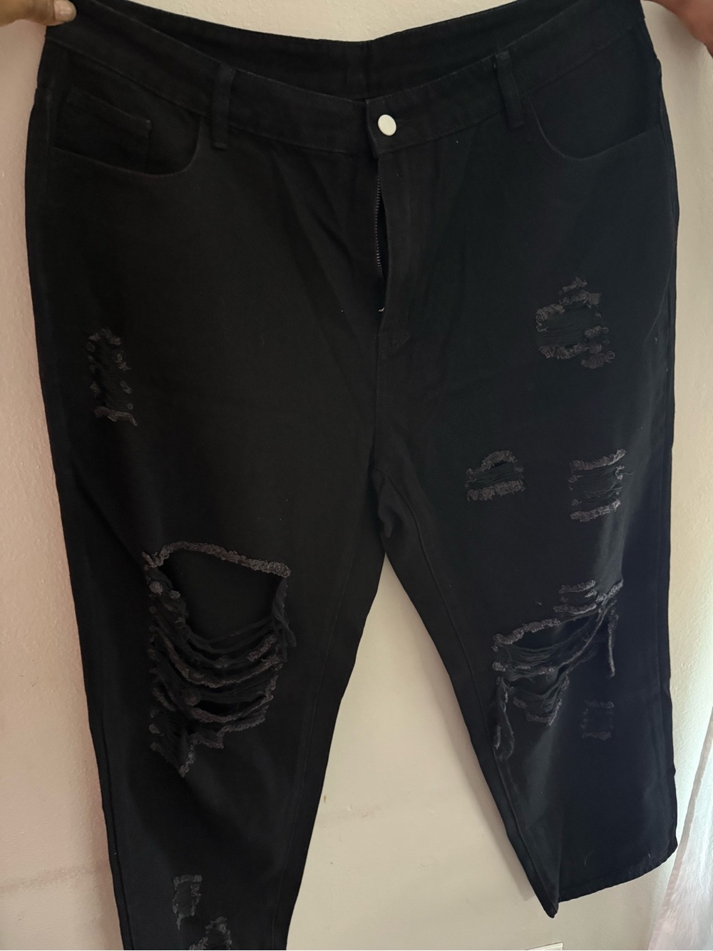 Black Distressed Men's Jeans
